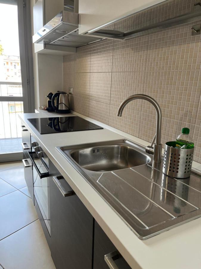 Bilocale In Centro - 10Km Da Malpensa Appartement Gallarate Buitenkant foto